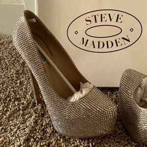 6 inch crystal platform heels